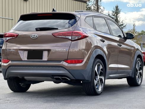 Hyundai Tucson 2016 коричневый - фото 7