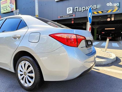 Toyota Corolla 2019 - фото 15