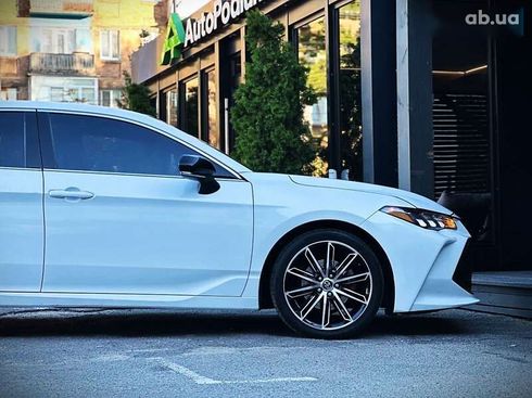 Toyota Avalon 2018 - фото 11