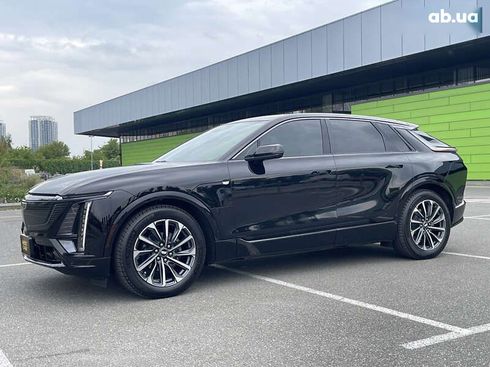 Cadillac Lyriq 2023 - фото 12