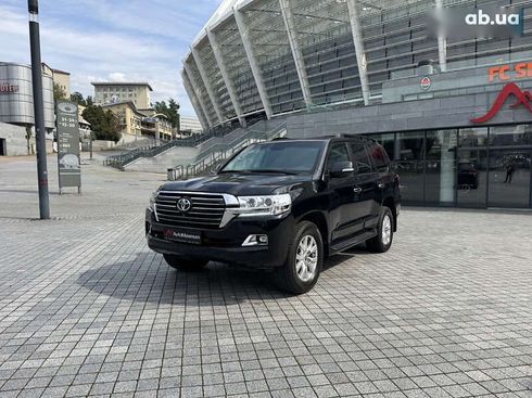 Toyota Land Cruiser 2014 - фото 3