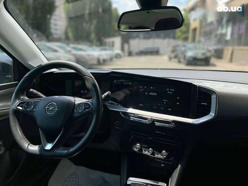 Opel Mokka-e 2021 - фото 25