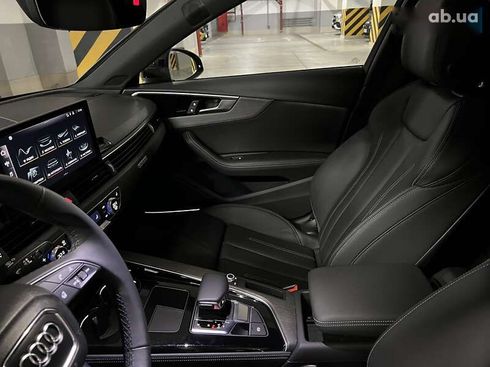 Audi A4 2022 - фото 28