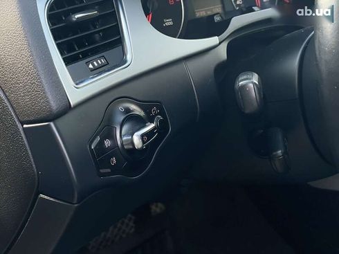 Audi A4 2010 - фото 13