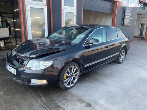 Skoda Superb 2010 - фото 3