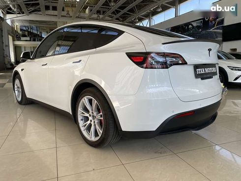 Tesla Model Y 2021 - фото 13