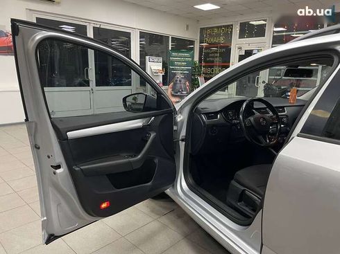 Skoda Octavia 2016 - фото 14