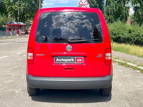 Volkswagen Caddy 2012 красный - фото 6
