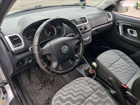 Skoda Fabia 2008 - фото 14