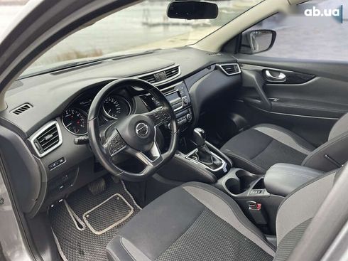 Nissan Qashqai 2019 - фото 18