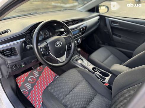 Toyota Corolla 2015 - фото 23