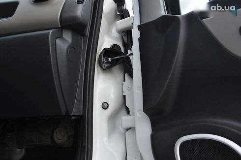 Renault Trafic 2018 - фото 30