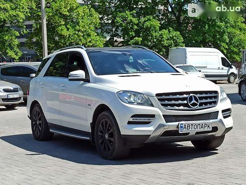 Mercedes-Benz M-Класс 2011 - фото 4