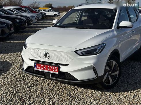 MG ZS EV 2022 - фото 12