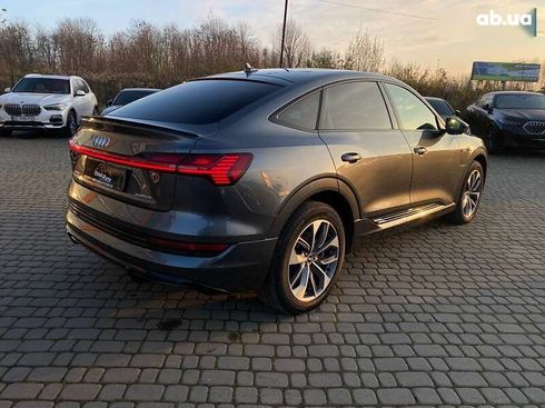 Audi E-Tron 2021 - фото 8