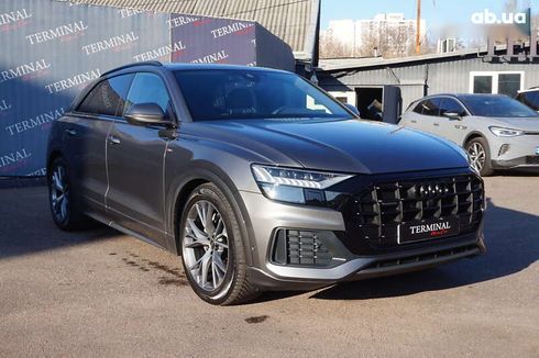 Audi Q8 2023 - фото 3