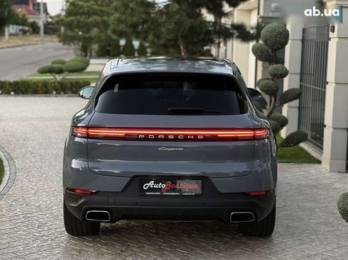 Porsche Cayenne 2023 - фото 12