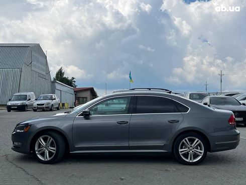 Volkswagen passat b7 2012 серый - фото 3