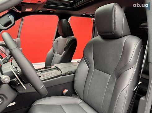 Lexus LX 2025 - фото 23
