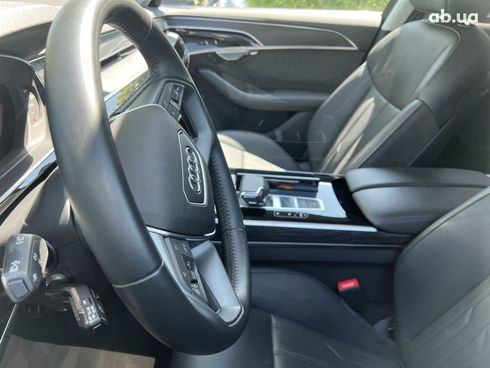 Audi A8 2022 - фото 26