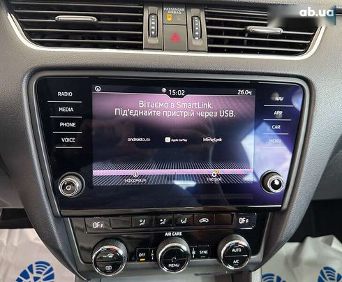 Skoda Octavia 2017 - фото 19