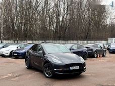 Продаж вживаних Tesla Model Y 2024 року в Києві - купити на Автобазарі