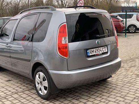 Skoda Roomster 2011 - фото 18