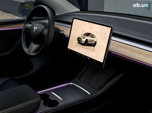 Tesla Model Y 2023 - фото 24