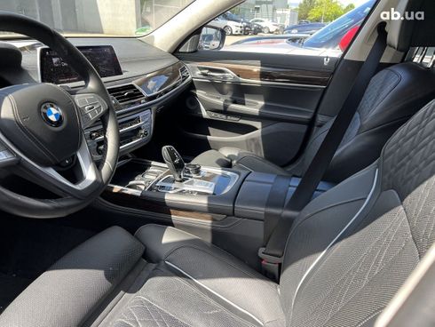 BMW 7 серия 2021 - фото 40