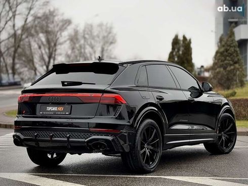 Audi RS Q8 2024 - фото 16