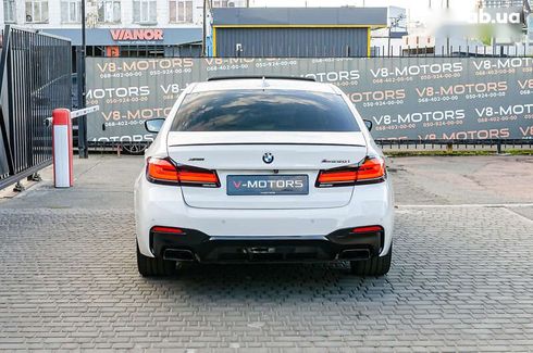 BMW 5 серия 2020 - фото 10