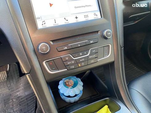 Ford Fusion 2017 - фото 16