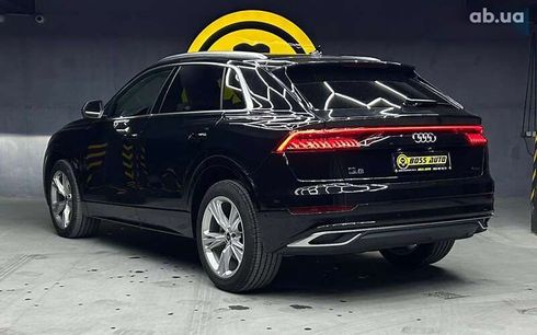 Audi Q8 2023 - фото 4