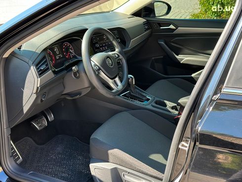 Volkswagen Jetta 2019 черный - фото 24