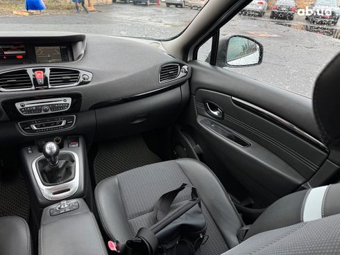 Renault Scenic 2011 белый - фото 42