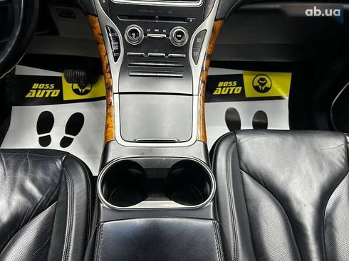 Lincoln MKX 2016 - фото 11