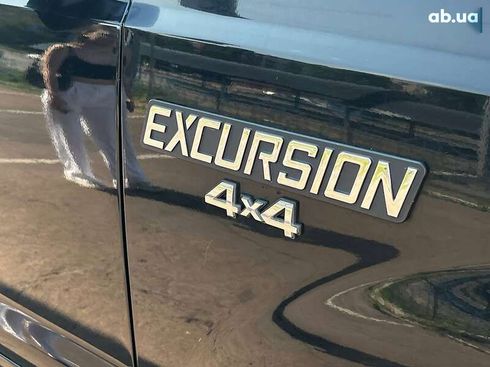 Ford Excursion 2005 - фото 12
