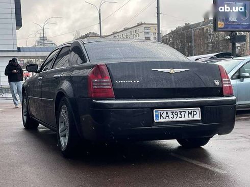 Chrysler 300C 2005 - фото 8