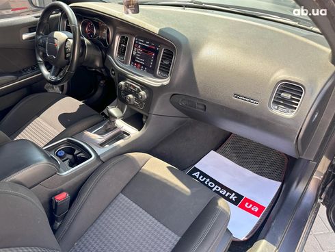Dodge Charger 2020 серый - фото 17
