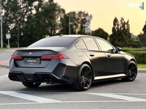 BMW M5 2025 - фото 14
