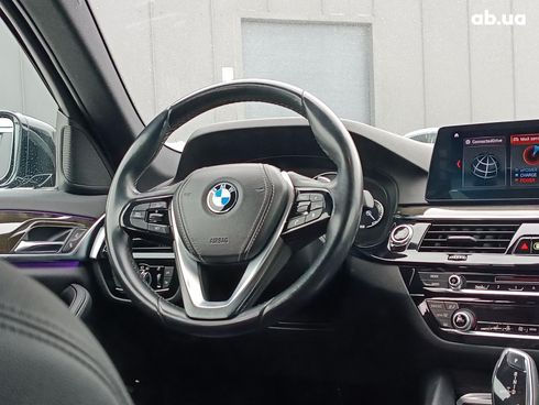 BMW 5 серия 2017 черный - фото 41
