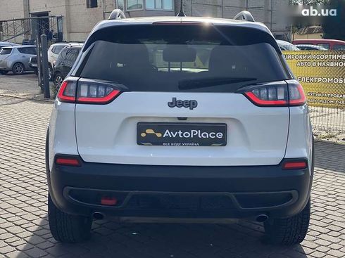 Jeep Cherokee 2019 - фото 9