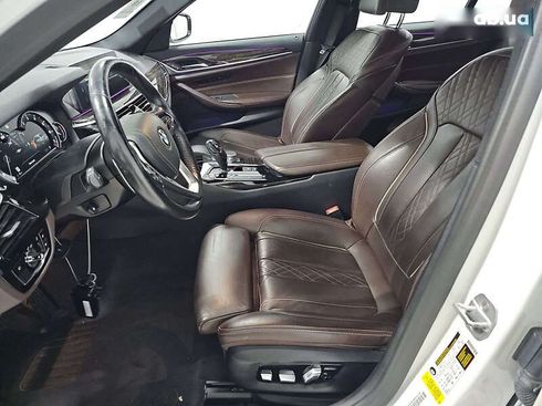 BMW 5 серия 2018 - фото 10