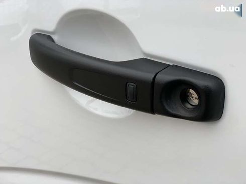 Renault Master 2020 - фото 24