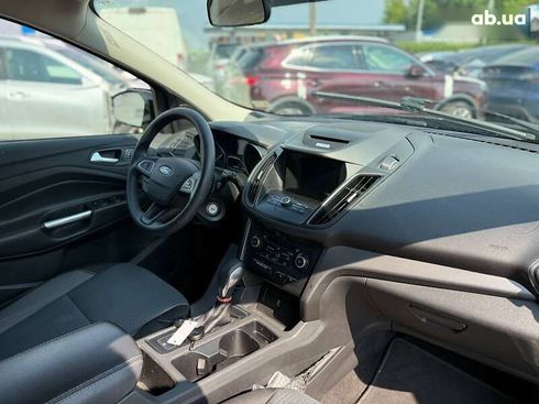 Ford Escape 2018 - фото 10