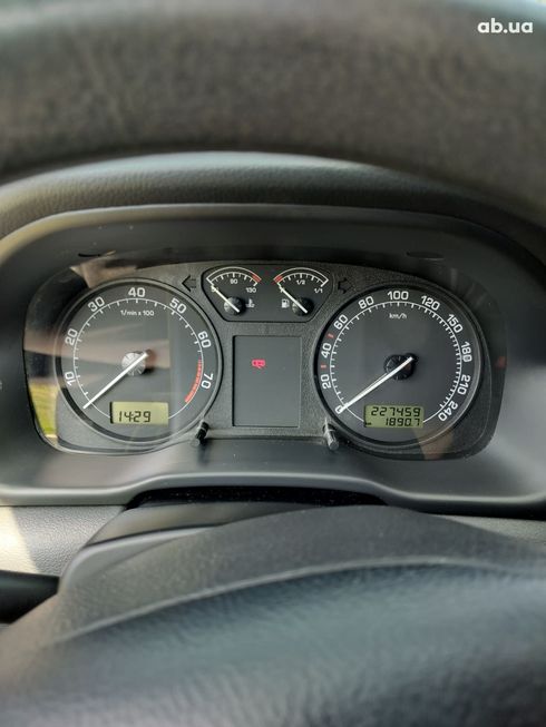 Skoda Octavia 2006 черный - фото 12