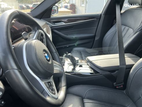 BMW 5 серия 2022 - фото 7