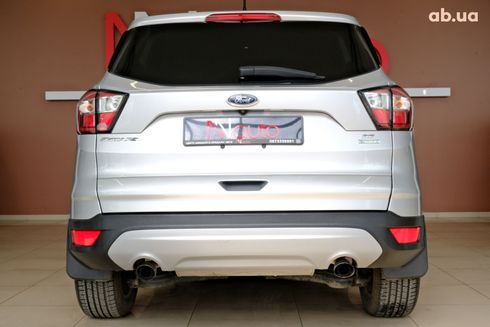 Ford Escape 2019 серый - фото 6