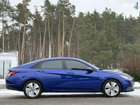 Hyundai Elantra 2021 - фото 14