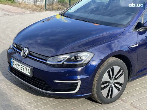 Volkswagen e-Golf 2020 - фото 13